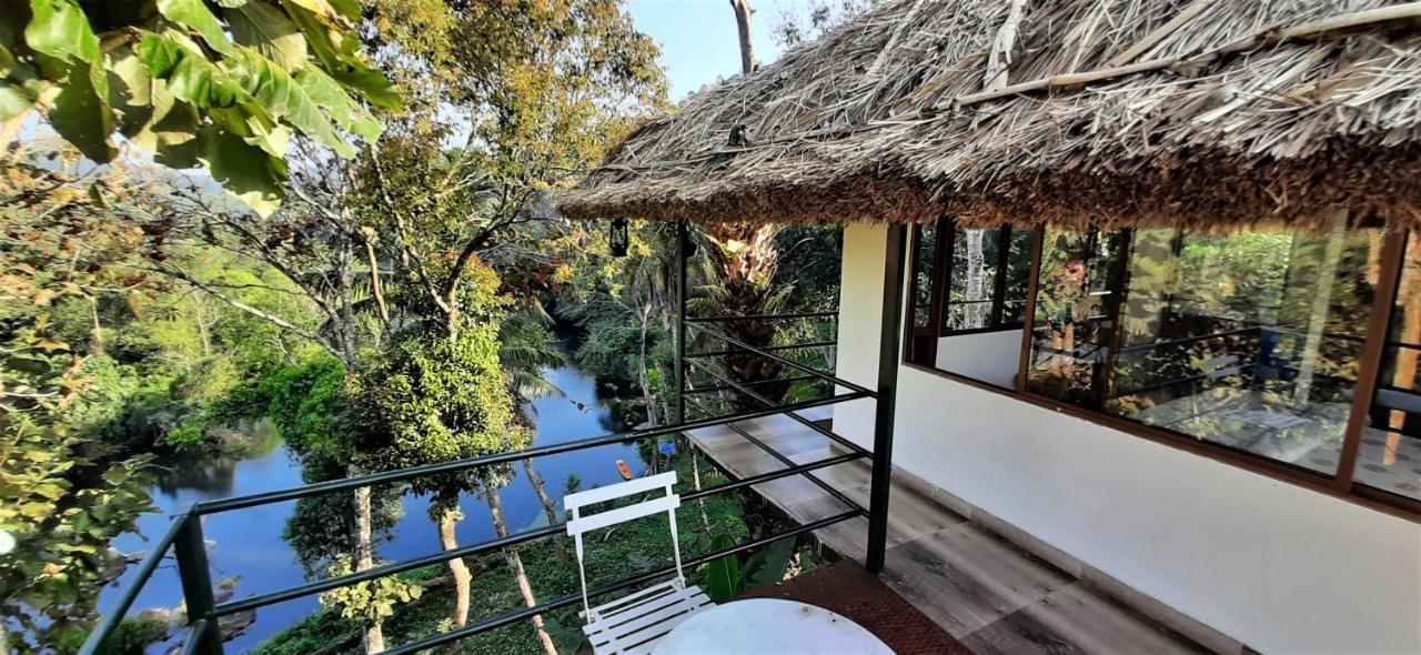 Noah'S Nest Tree House Apartment Thekkady Ngoại thất bức ảnh